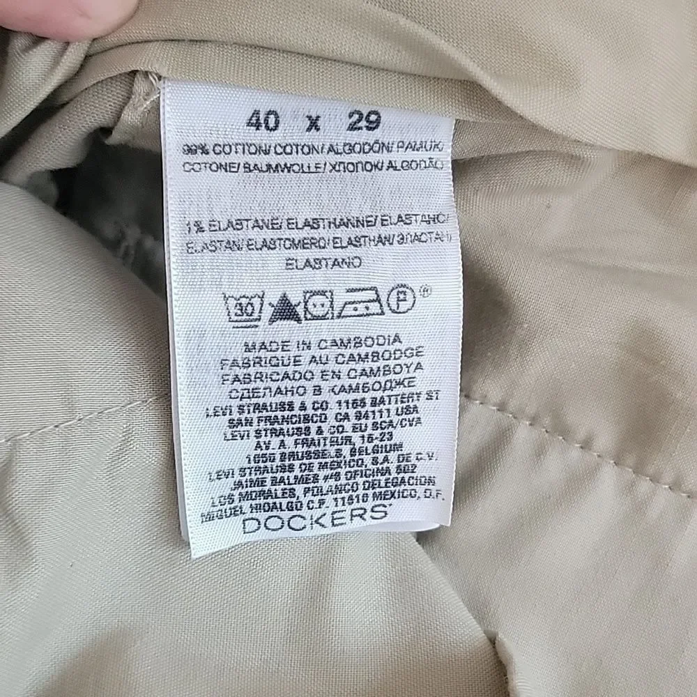 Dockers D3 classic fit tan chinos straight leg flat panel front Men's Size 40X29